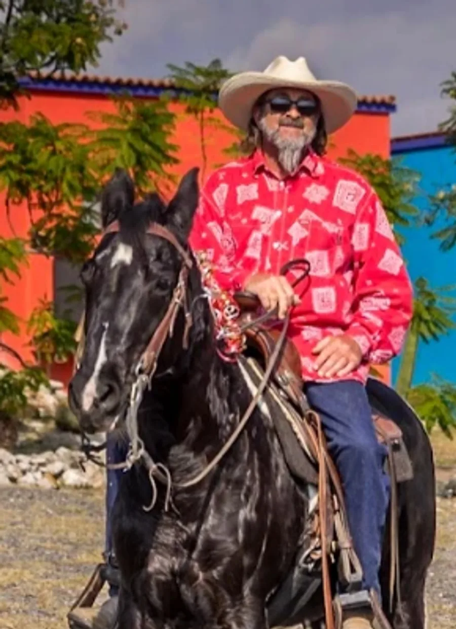 Jeff Rausten on his horse at the ranch